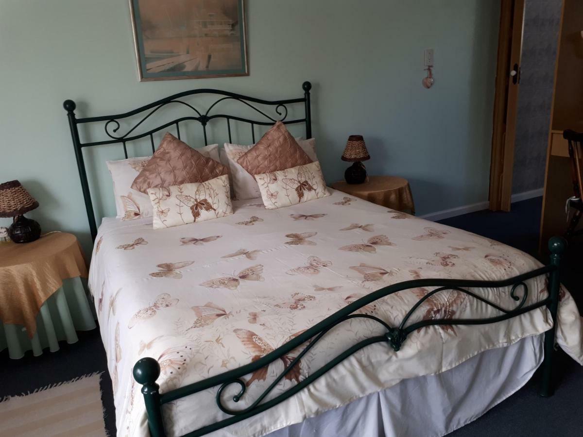Addo Gateway Lodge Колчестър Екстериор снимка
