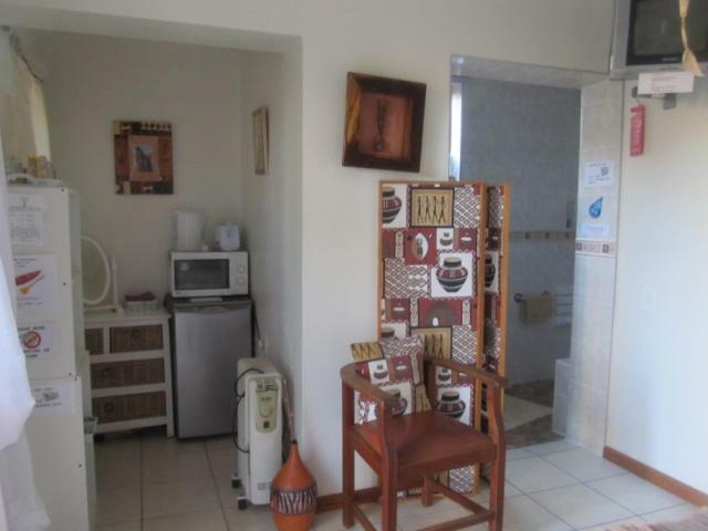 Addo Gateway Lodge Колчестър Екстериор снимка