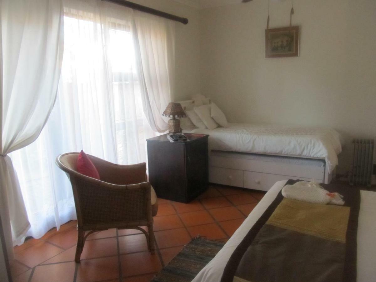 Addo Gateway Lodge Колчестър Екстериор снимка
