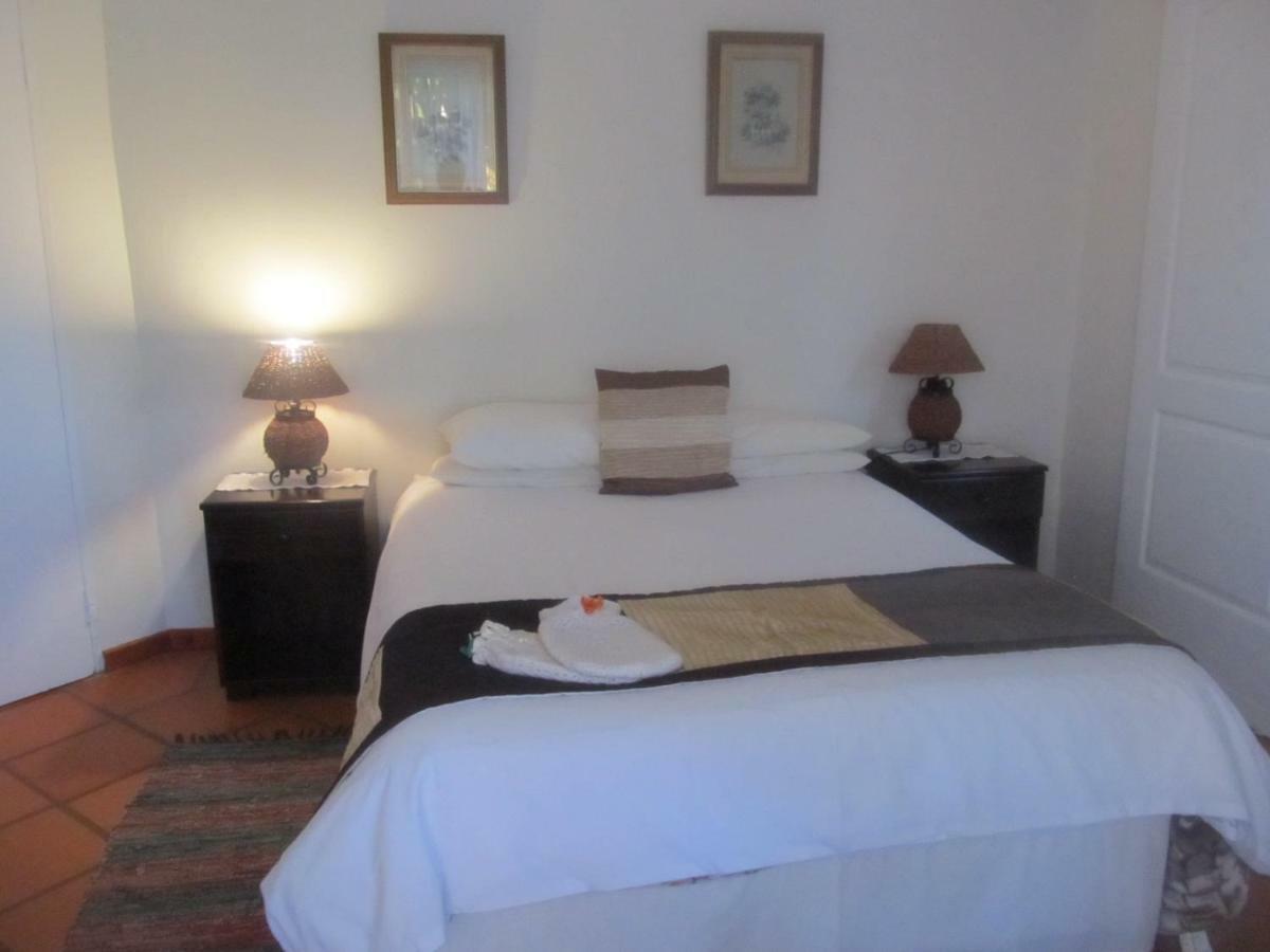 Addo Gateway Lodge Колчестър Екстериор снимка